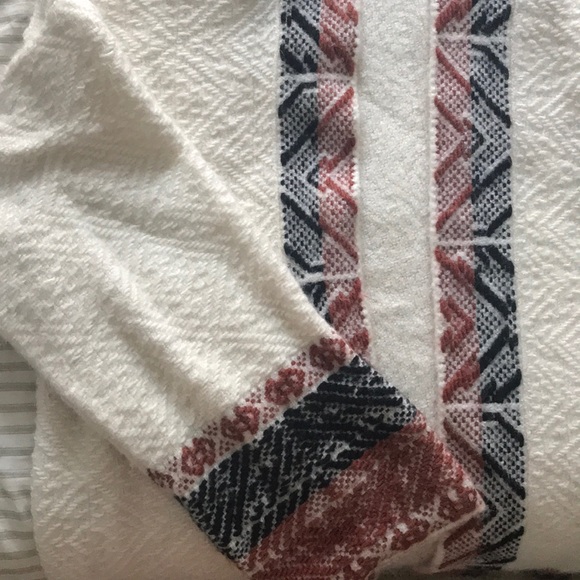 Oversized Aztec sweater - Picture 2 of 4